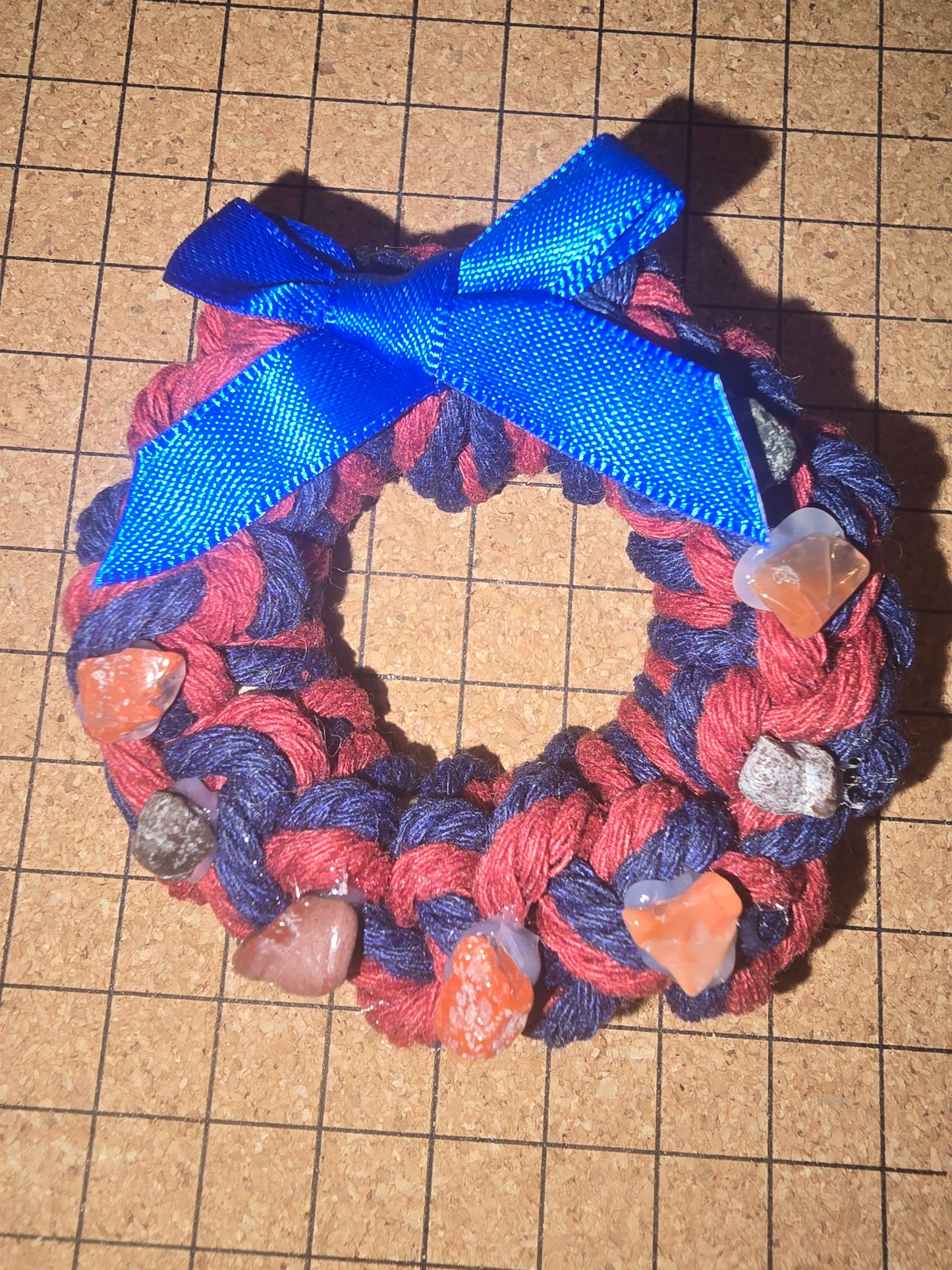 Small Macramé Christmas Wreath Decoration - Red Agate