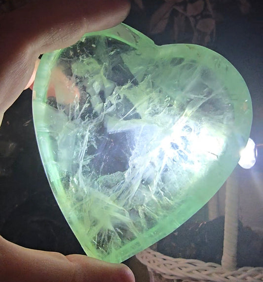 Fluorite Heart Trinket Dish - C